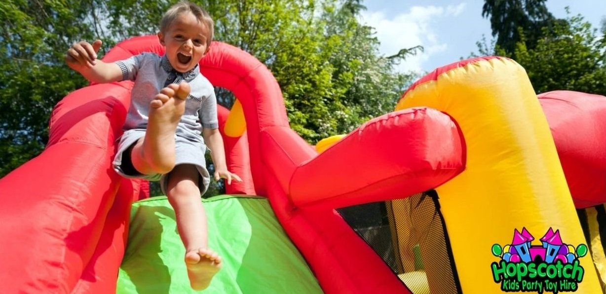 Things To Consider When Hiring Jumping Castle