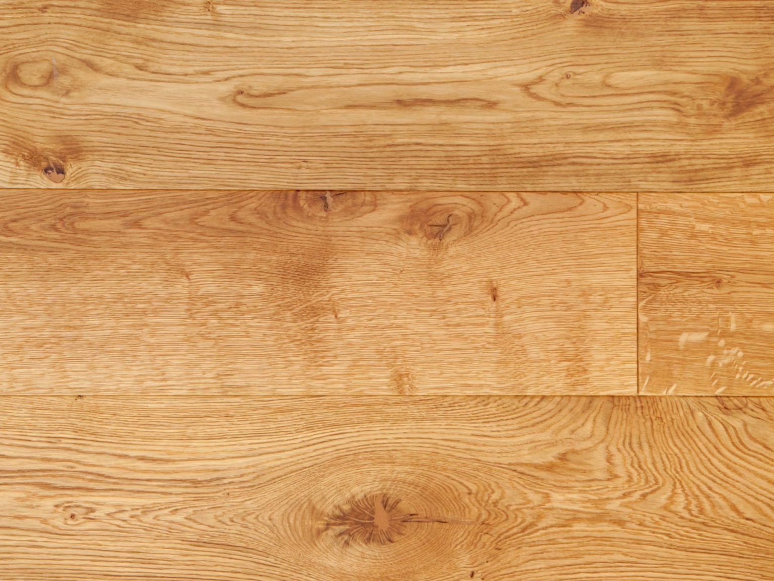 Why Oak Flooring Boards Are the Ultimate Investment ?
